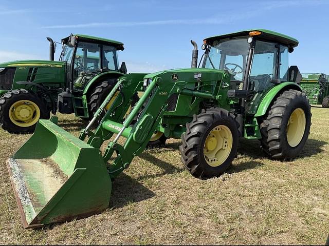 Image of John Deere 5100E equipment image 3