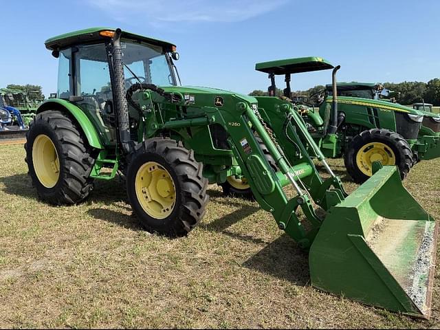 Image of John Deere 5100E equipment image 4