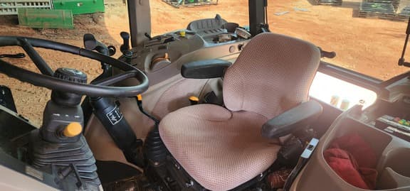Image of John Deere 5100E equipment image 4