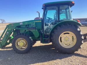 2014 John Deere 5100E Image