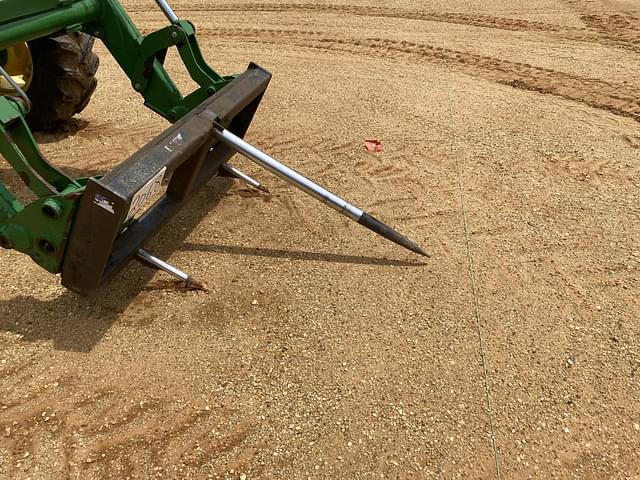 Image of John Deere 5100E equipment image 4