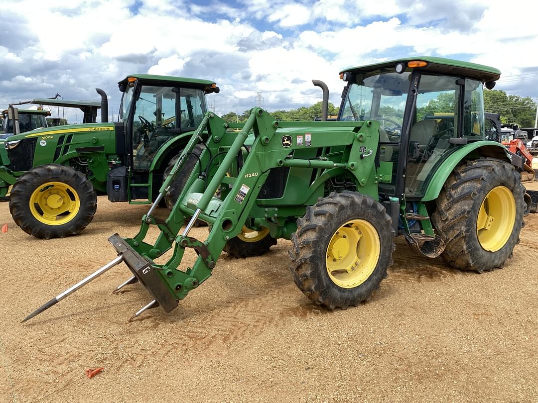 Image of John Deere 5100E Primary image