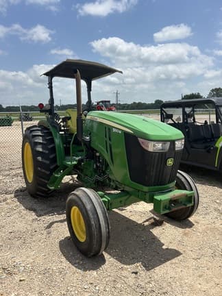 Image of John Deere 5100M equipment image 3