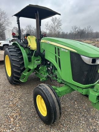 Image of John Deere 5100M equipment image 1
