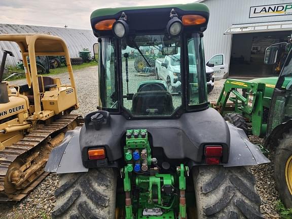 Image of John Deere 5101EN equipment image 4