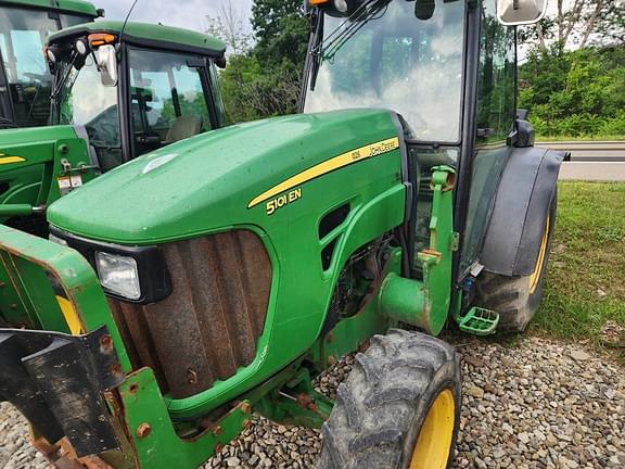 Image of John Deere 5101EN equipment image 1