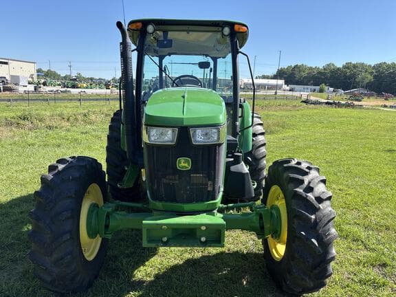 Image of John Deere 5115M equipment image 2