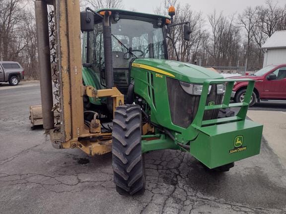 2014 John Deere 5115M Equipment Image0