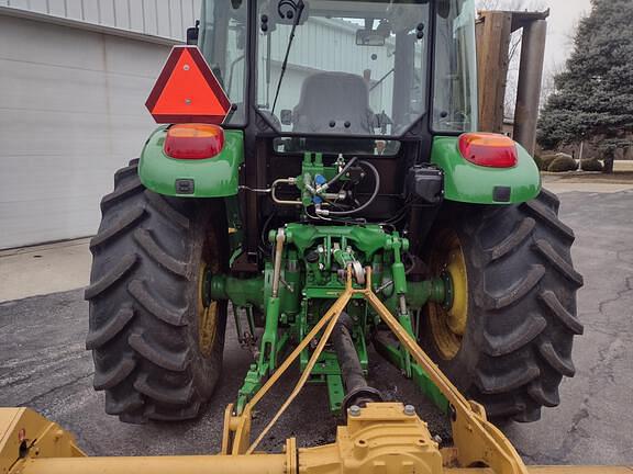 Image of John Deere 5115M equipment image 3