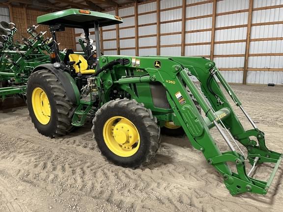 Image of John Deere 5115M equipment image 2