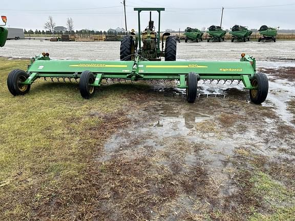 Image of John Deere 520 equipment image 3