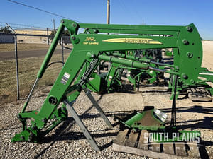 2014 John Deere 562 Image