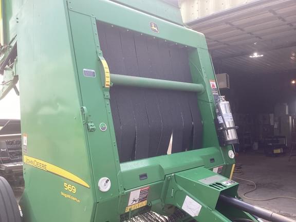 Image of John Deere 569 MegaWide Plus Primary Image