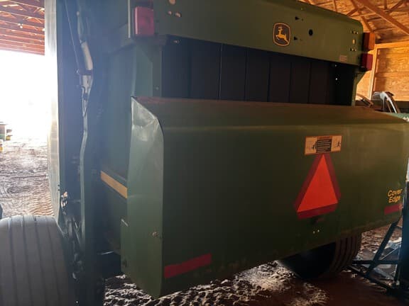 Image of John Deere 569 MegaWide Plus equipment image 3