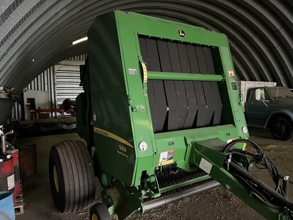 Image of John Deere 569 MegaWide Plus equipment image 1