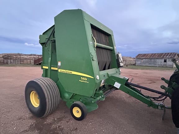 2014 John Deere 569 MegaWide Plus Equipment Image0