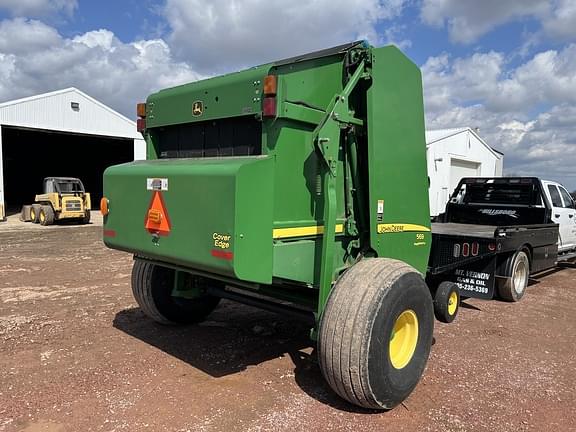 Image of John Deere 569 MegaWide Plus equipment image 1