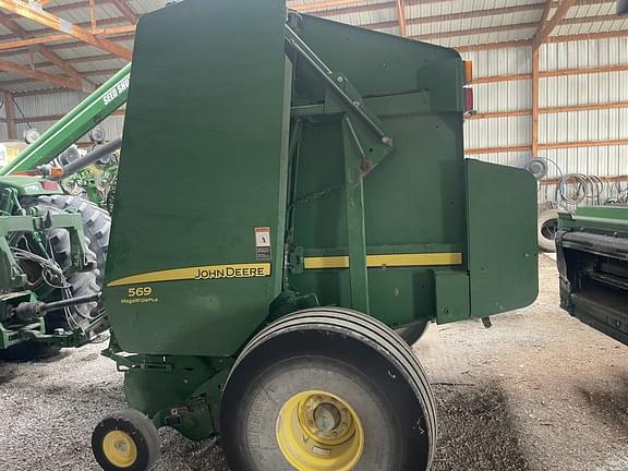 Image of John Deere 569 MegaWide Plus Primary image