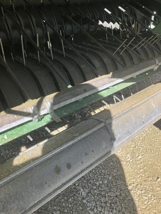 Image of John Deere 569 MegaWide Plus equipment image 1