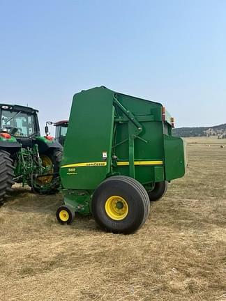 Image of John Deere 569 MegaWide Plus equipment image 2