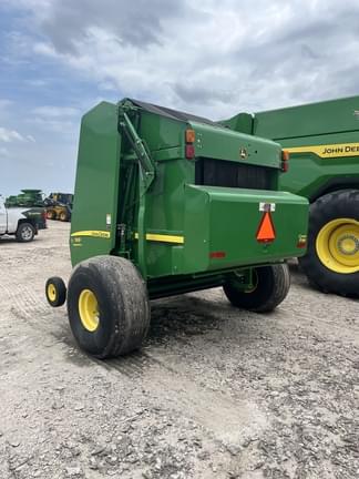 Image of John Deere 569 MegaWide Plus equipment image 2