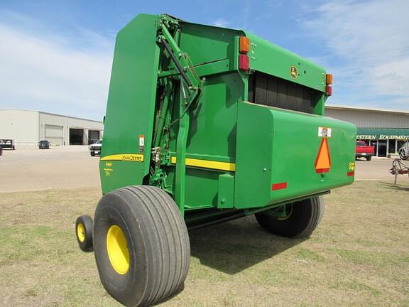 Image of John Deere 569 MegaWide Plus equipment image 2
