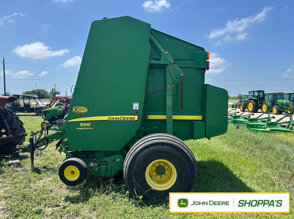 Image of John Deere 569 equipment image 1