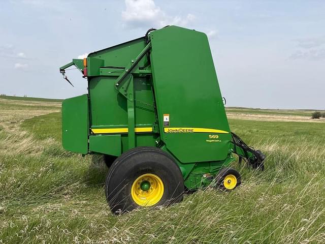 Image of John Deere 569 equipment image 2