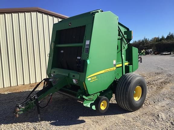 Image of John Deere 569 MegaWide Plus equipment image 1