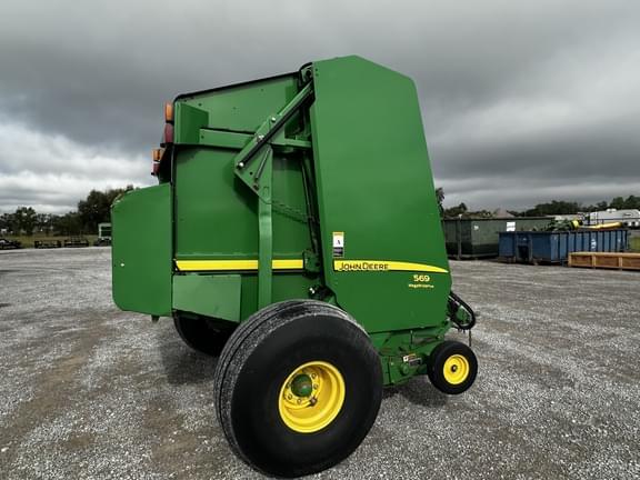 Image of John Deere 569 equipment image 4