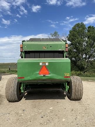 Image of John Deere 569 MegaWide Plus equipment image 2