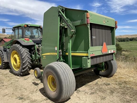 Image of John Deere 569 MegaWide Plus equipment image 2