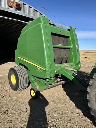 Image of John Deere 569 Premium Image 1