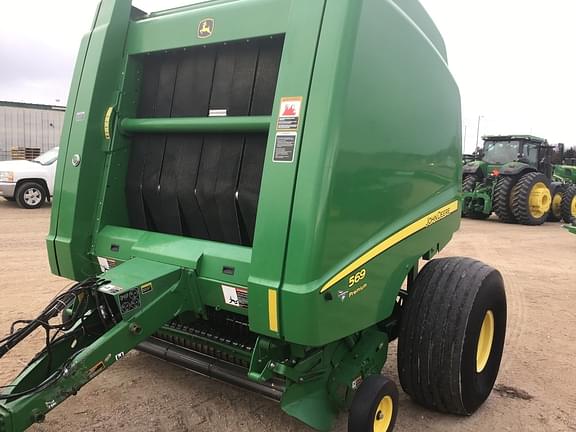 Image of John Deere 569 Premium equipment image 1