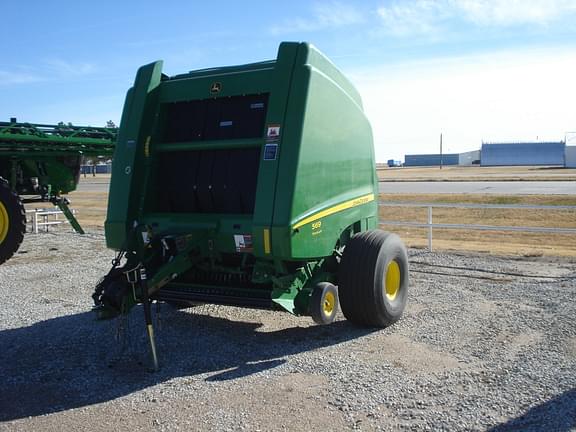 Image of John Deere 569 Premium equipment image 1