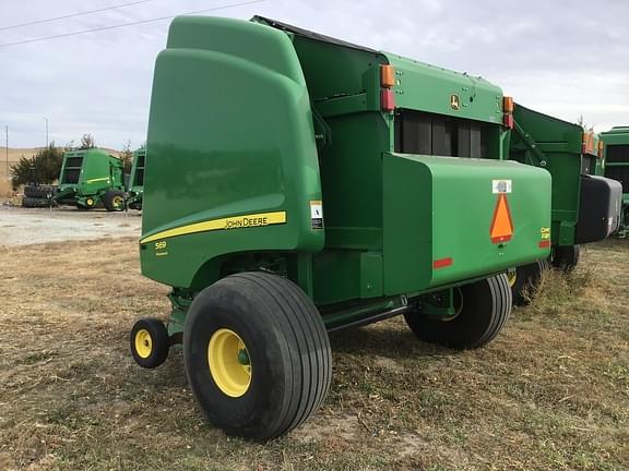 Image of John Deere 569 Premium equipment image 4