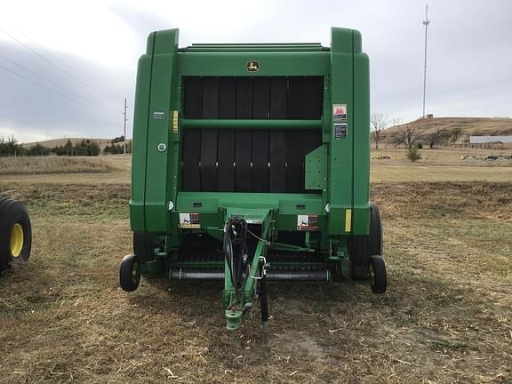 Image of John Deere 569 Premium equipment image 1