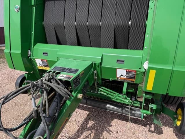 Image of John Deere 569 Premium equipment image 4