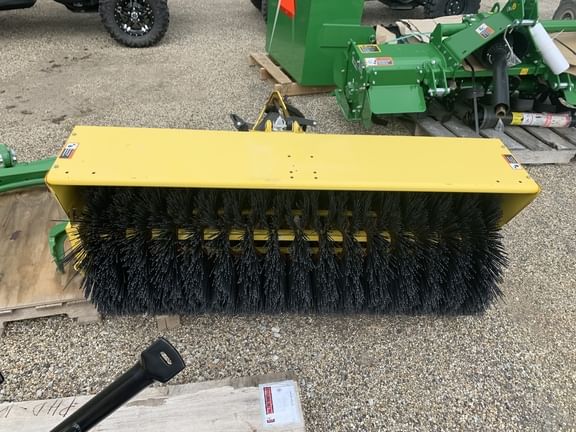 Main image John Deere 60 Heavy Duty Broom