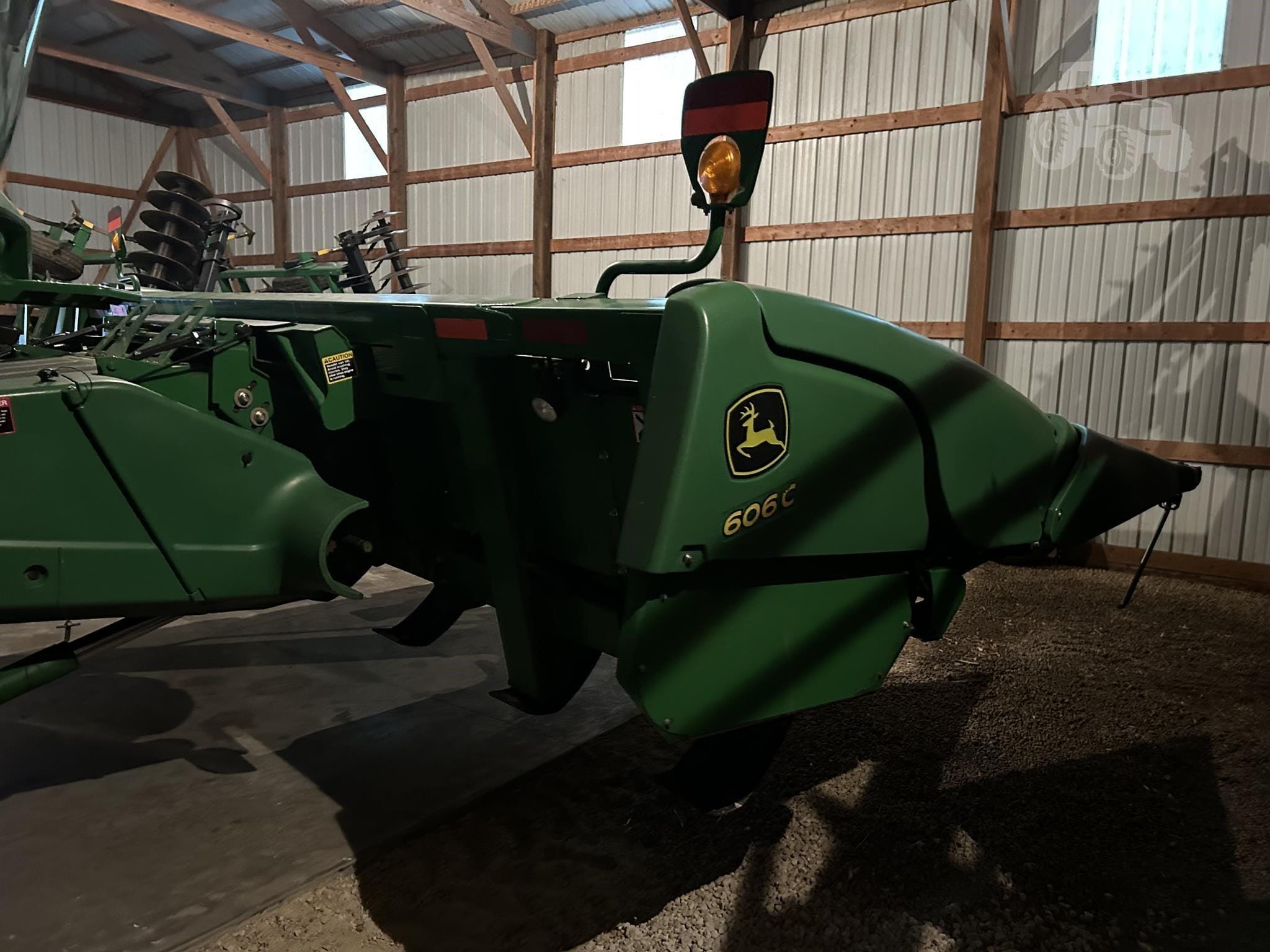 2014 John Deere 606C Equipment Image0