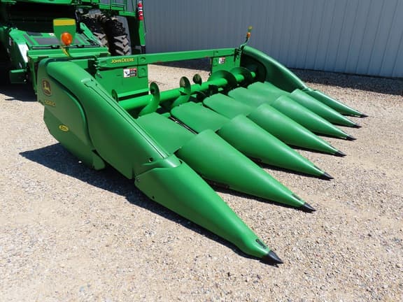 Image of John Deere 606C Primary image