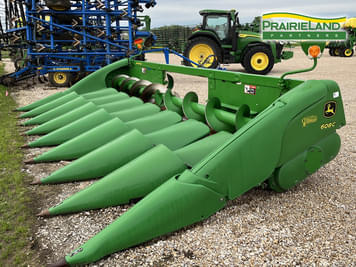 Main image John Deere 608C