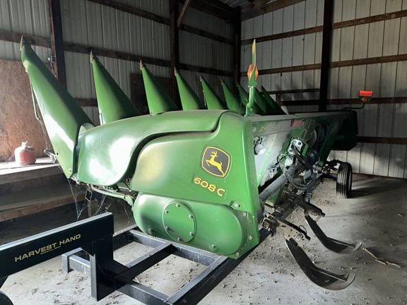 2014 John Deere 608C Equipment Image0