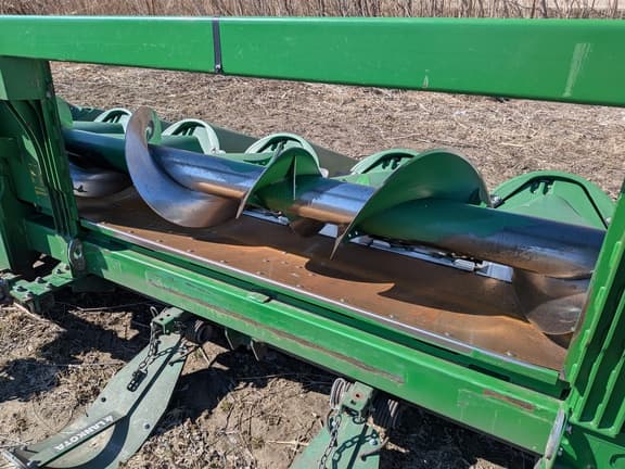 Image of John Deere 608C equipment image 4