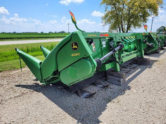 Image of John Deere 608C equipment image 1