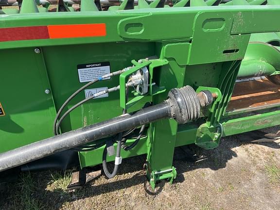 Image of John Deere 608C equipment image 4