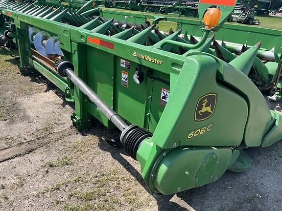 Image of John Deere 608C equipment image 3