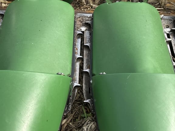 Image of John Deere 608C equipment image 4