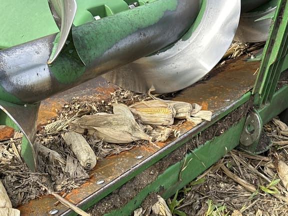 Image of John Deere 608C equipment image 1