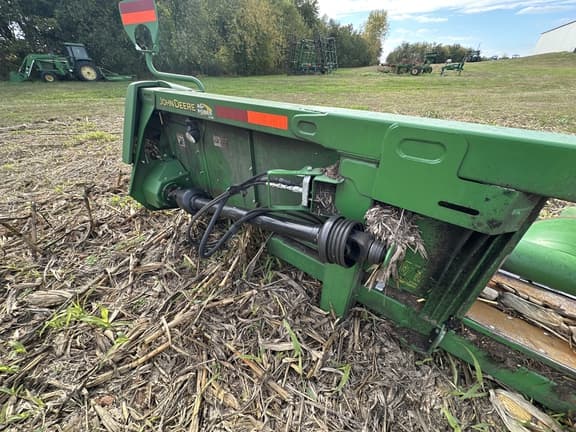 Image of John Deere 608C equipment image 2